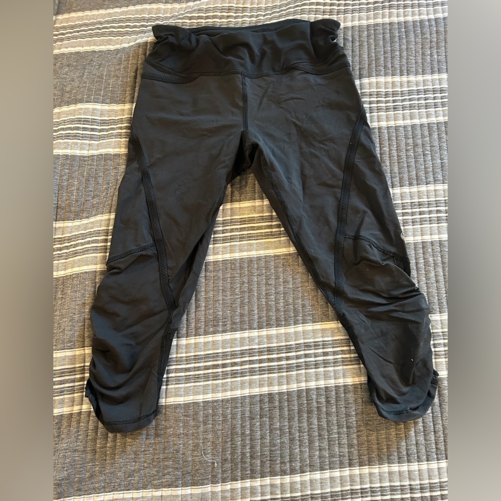 Lululemon Athletica Black Capris Dance Studio Size 4